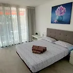 Grazioso In Americas Apartment Playa de las Americas (Tenerife)